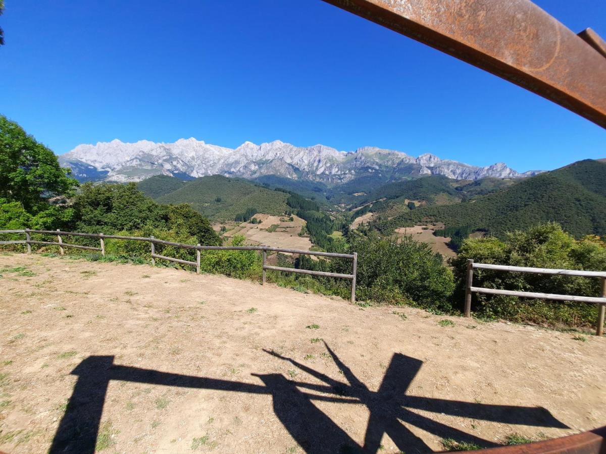 Hosteria Picos De Europa Potes Bagian luar foto