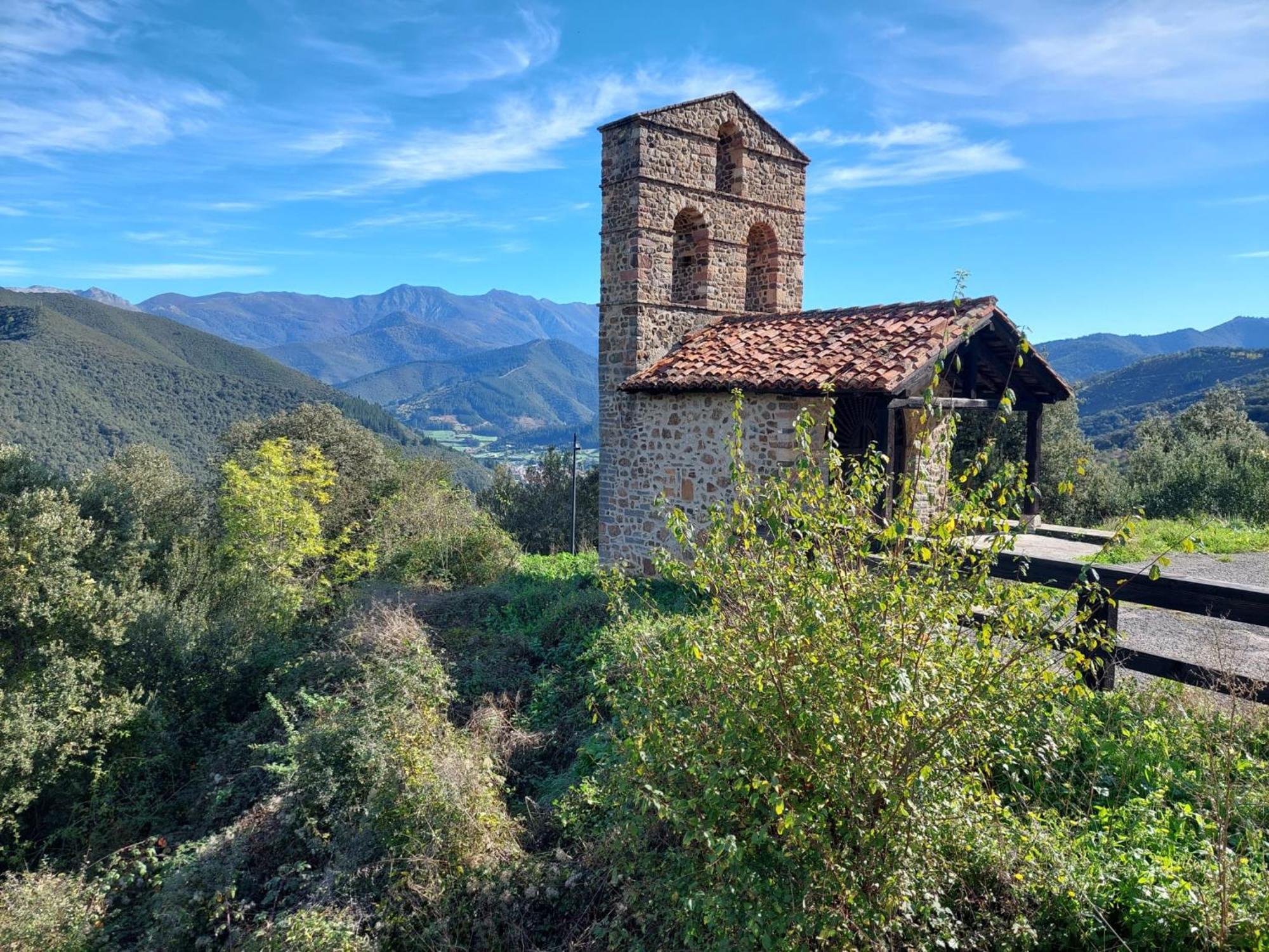 Hosteria Picos De Europa Potes Bagian luar foto