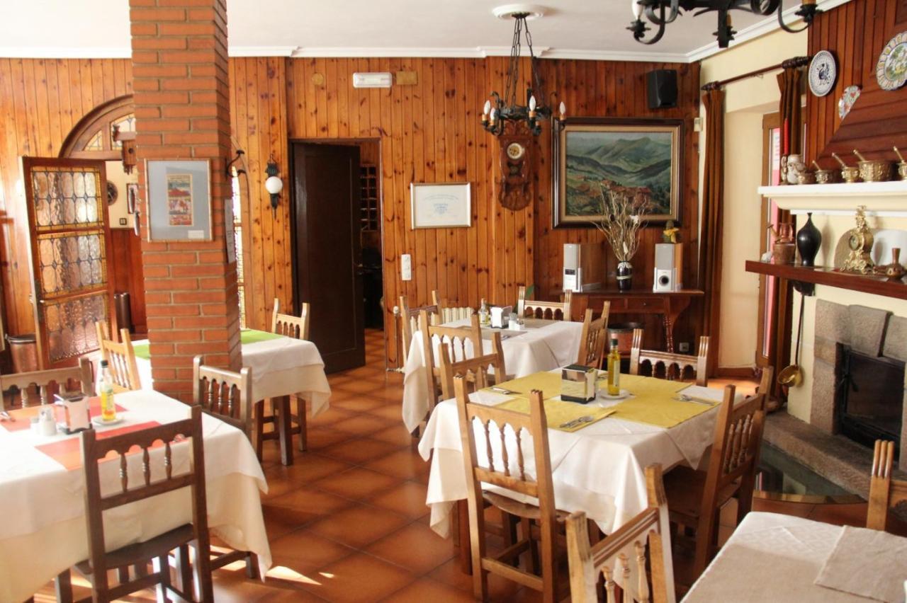 Hosteria Picos De Europa Potes Bagian luar foto